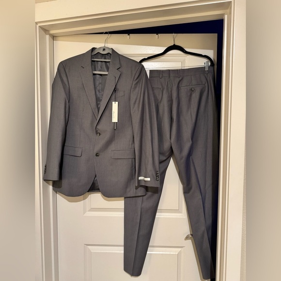 NEW Kenneth Cole NY Mens 2 Piece Suit Slim Fit Wool Stripe 38R W32 42S W36 NWT - Picture 3 of 11